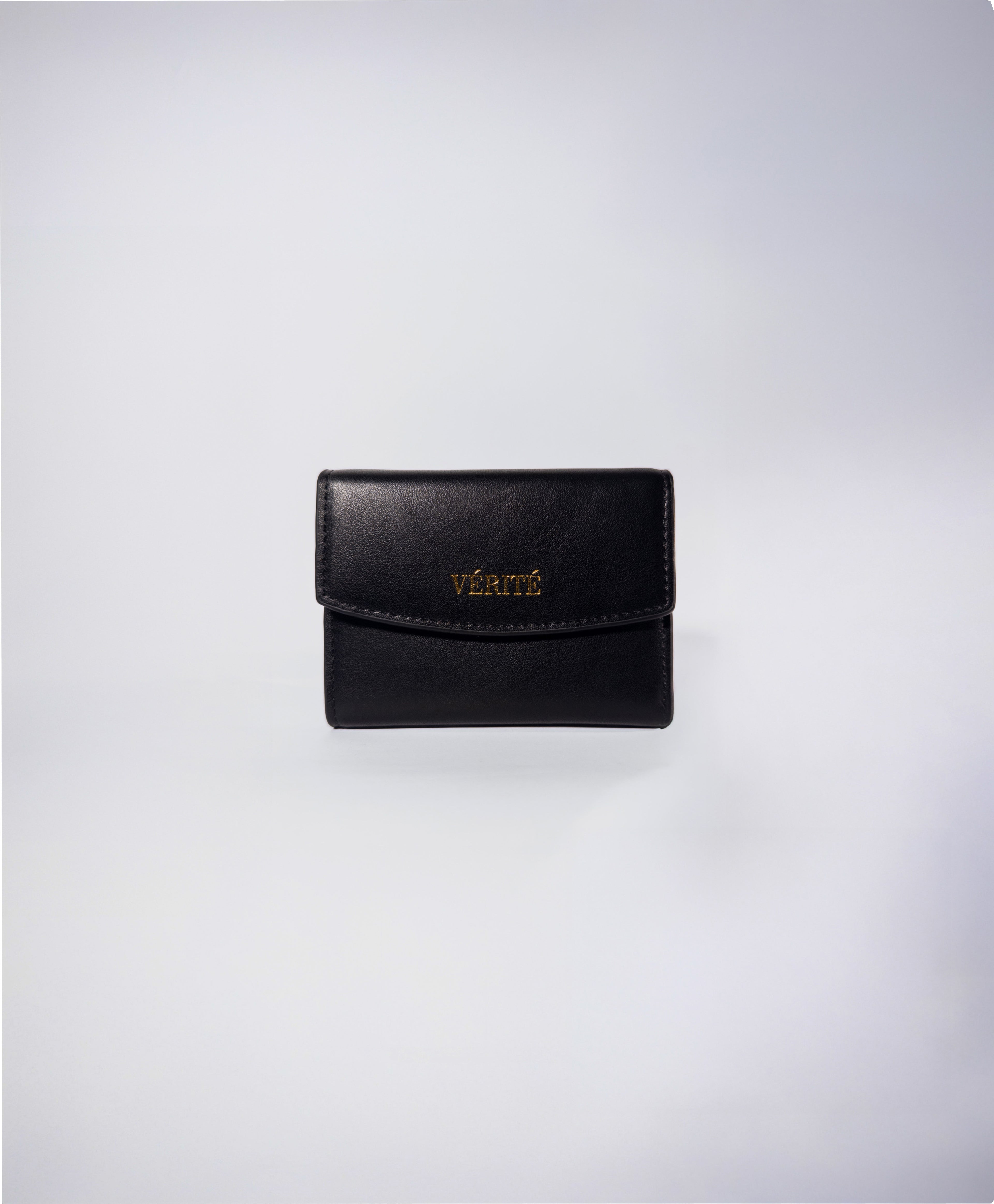 Billetera Aura Negra en Cuero Vegano / Aushan Viviin Leather