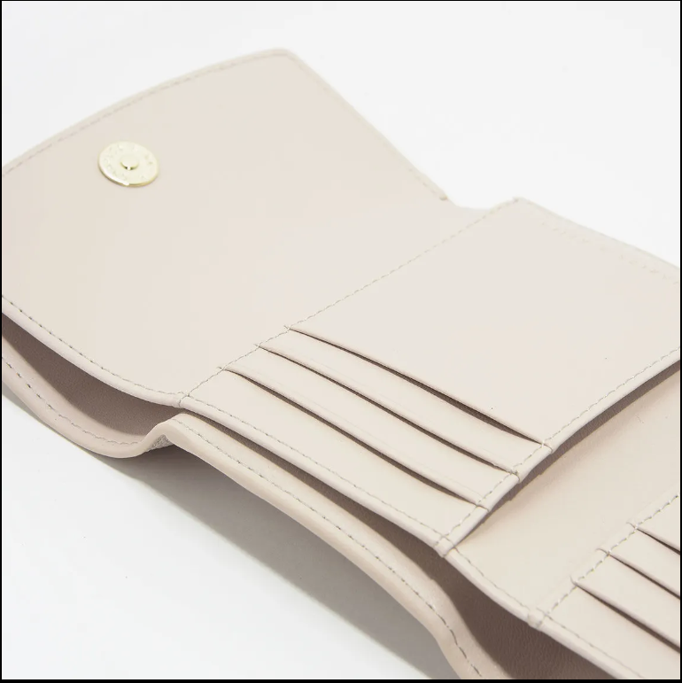Billetera Aura Blanca en Cuero Vegano / Aushan Viviin Leather